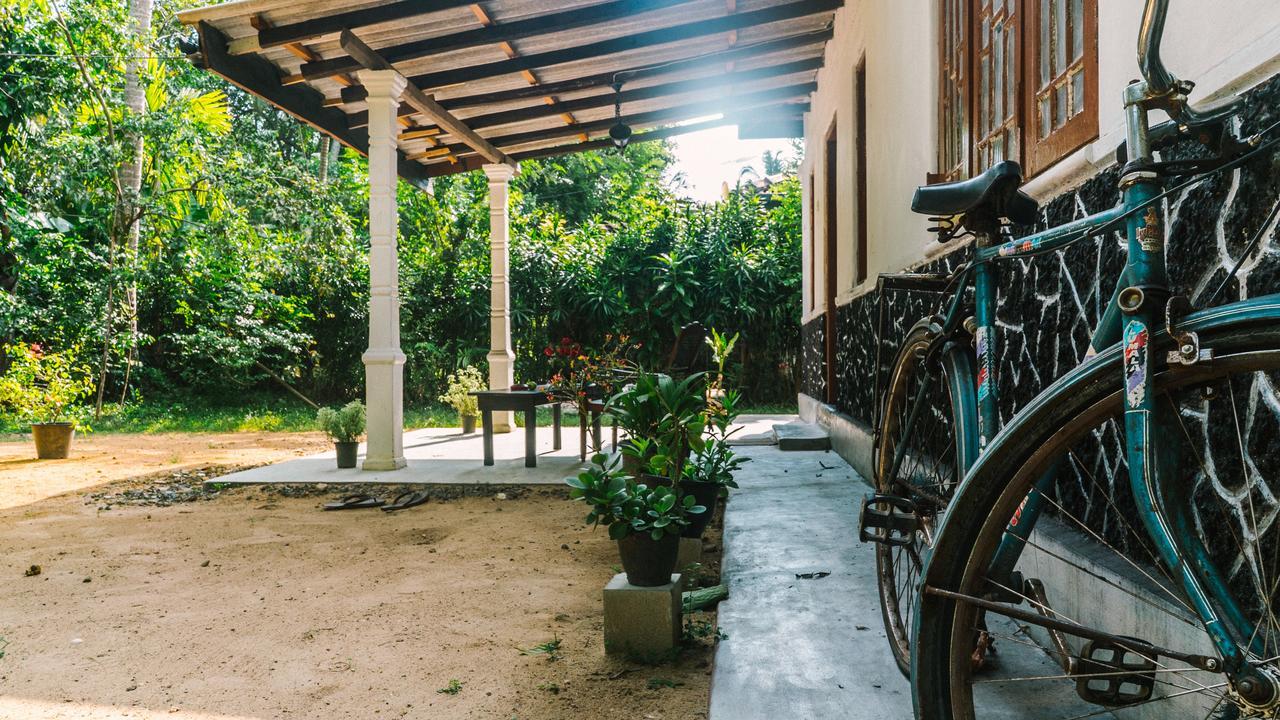 New Sam Tourist Inn Weligama Exterior foto