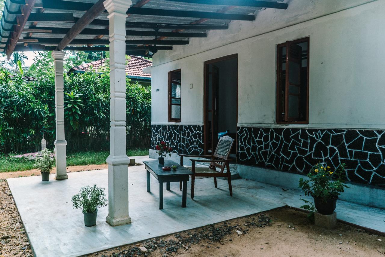 New Sam Tourist Inn Weligama Exterior foto