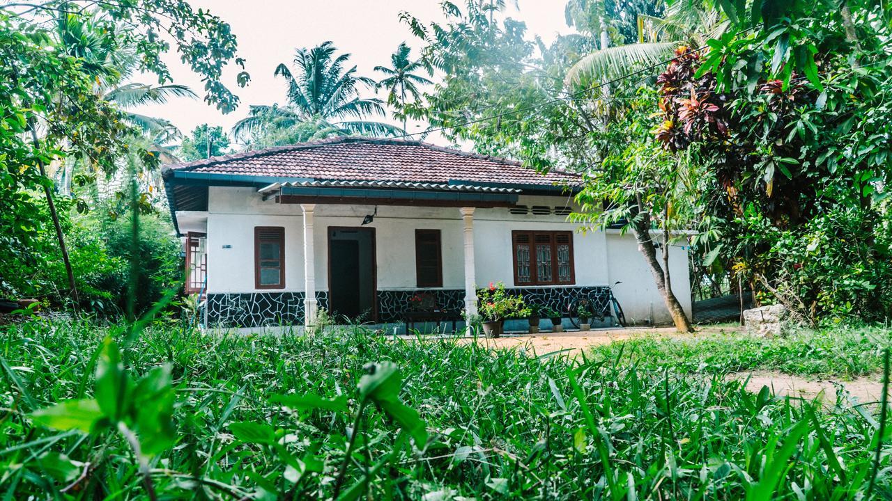 New Sam Tourist Inn Weligama Exterior foto